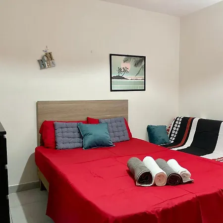 Private Room In A Modern Bugibba Apartment